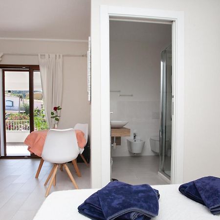 B&B Lu Lioni San Teodoro  Exterior foto