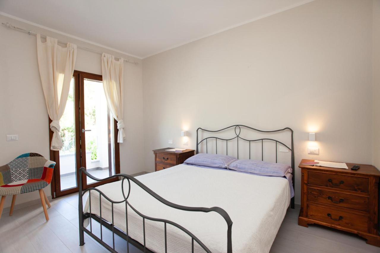 B&B Lu Lioni San Teodoro  Exterior foto