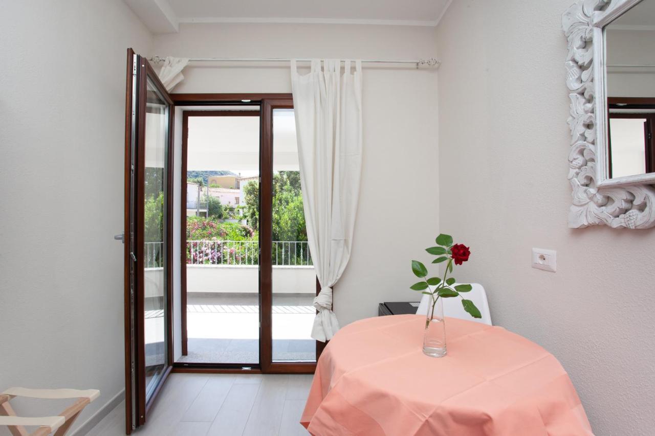 B&B Lu Lioni San Teodoro  Exterior foto