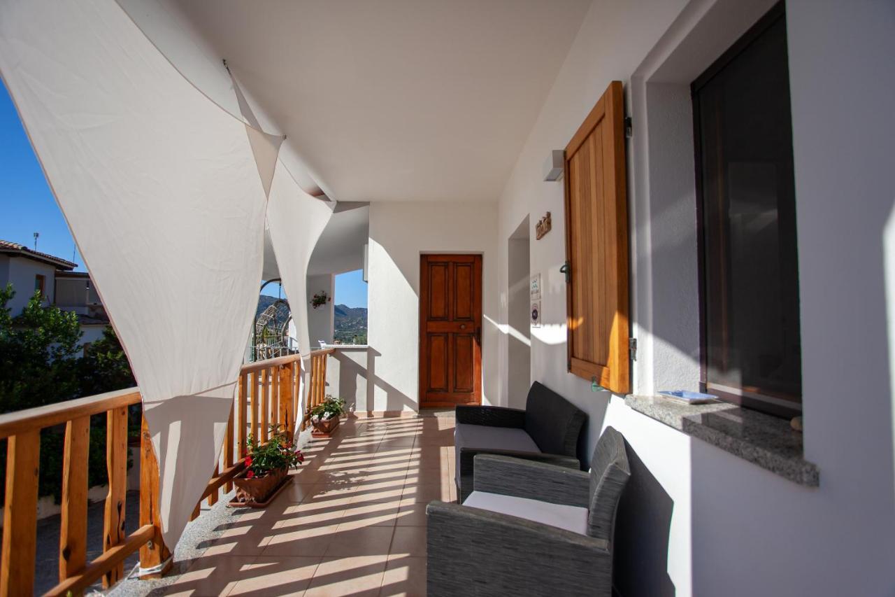 B&B Lu Lioni San Teodoro  Exterior foto